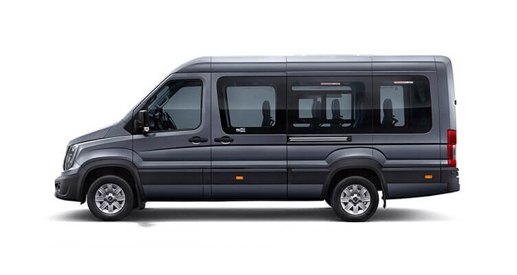 Force Traveller maharaja